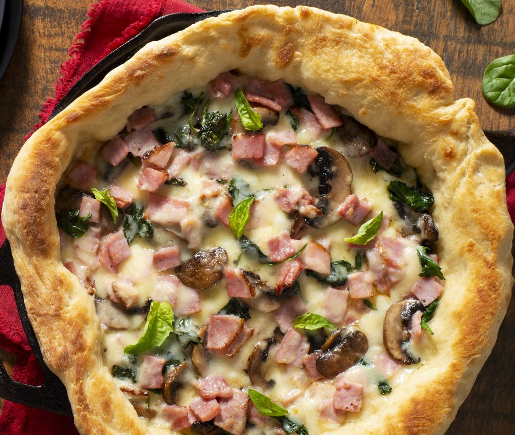 Pizza toppings DeepDishHam SpinachMushroomPizza 052 2
