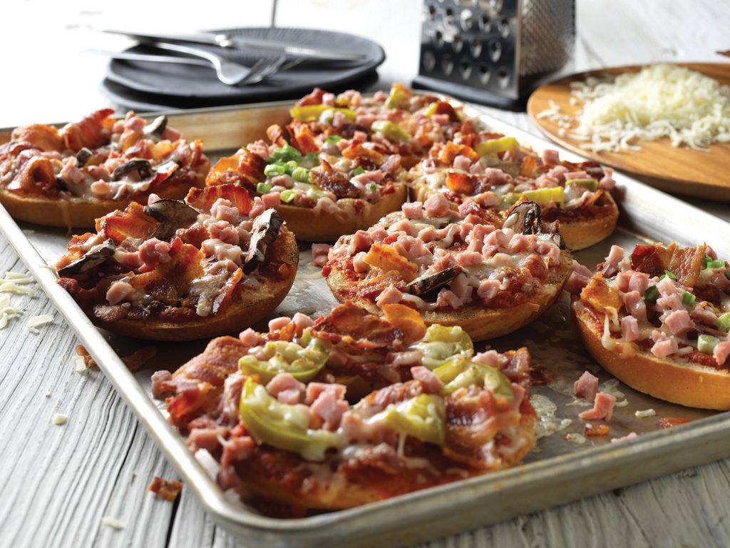 Pizza toppings DicedHamBaconPizzaBagels 10061 1